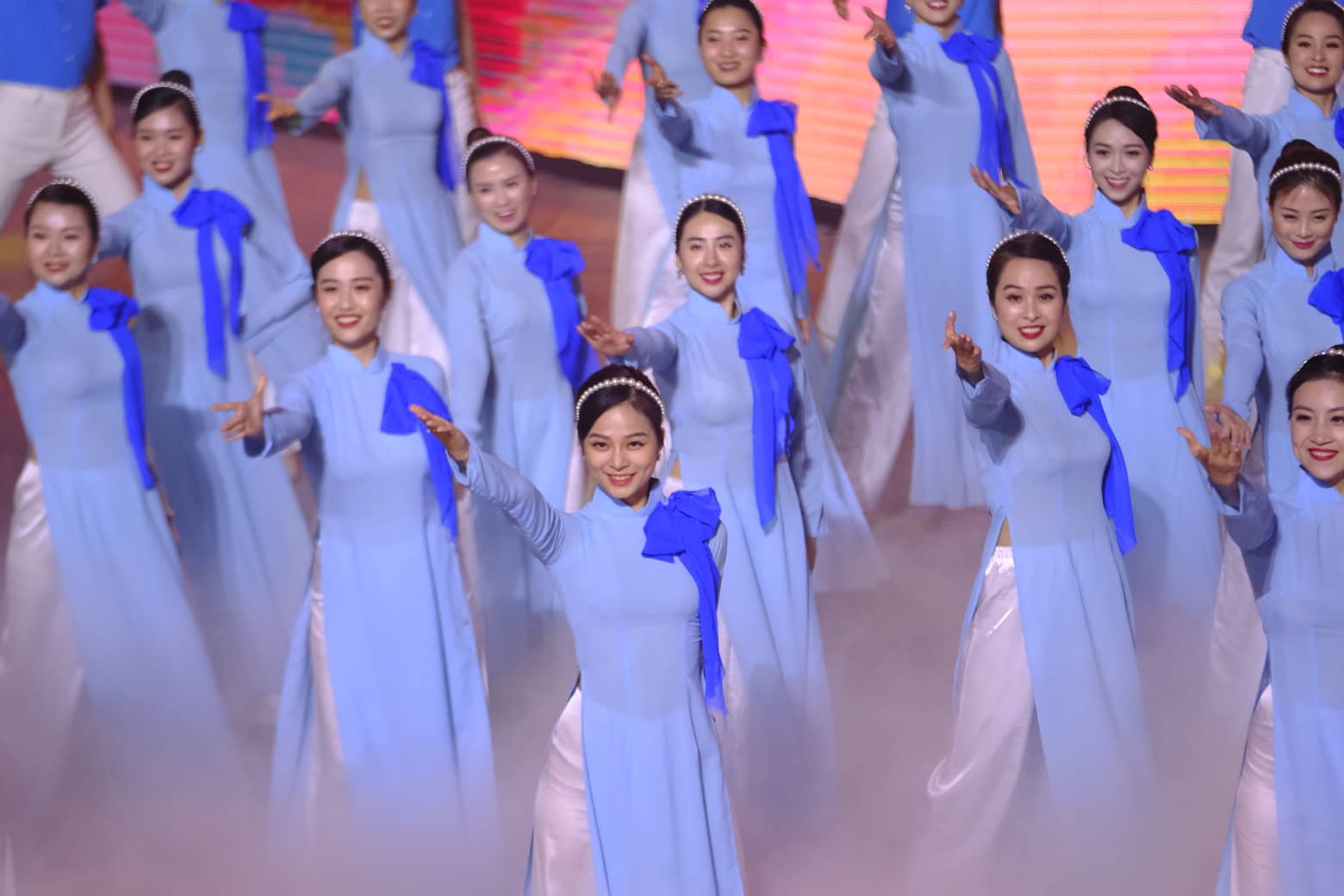 A performance at the 31st SEA Games closing ceremony in Hanoi, May 23, 2022. Photo: Nam Tran / Tuoi Tre