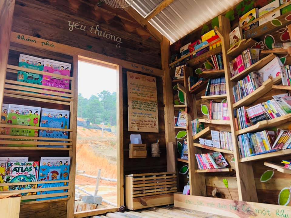 <em>A library which offers free books to local children in the area. Photo: </em>Vi Thich / Handout via Tuoi Tre