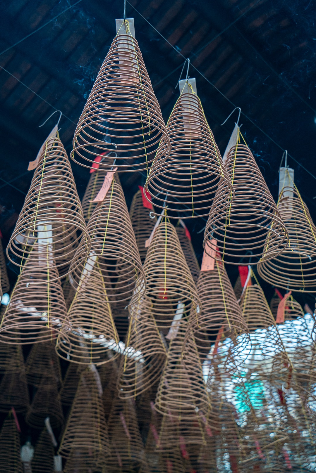 Besides architecture, conical incense coils are a highlight of Ba Thien Hau Temple. Photo: Nguyen Trung Au / Tuoi Tre News