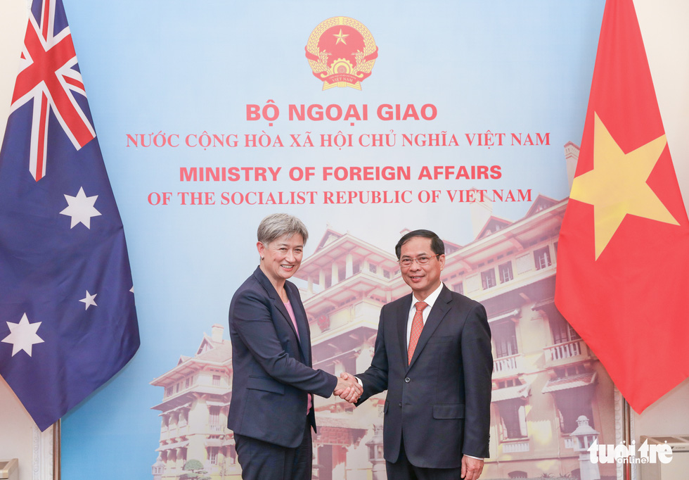 Australia pledges to beef up strategic partnership with Vietnam