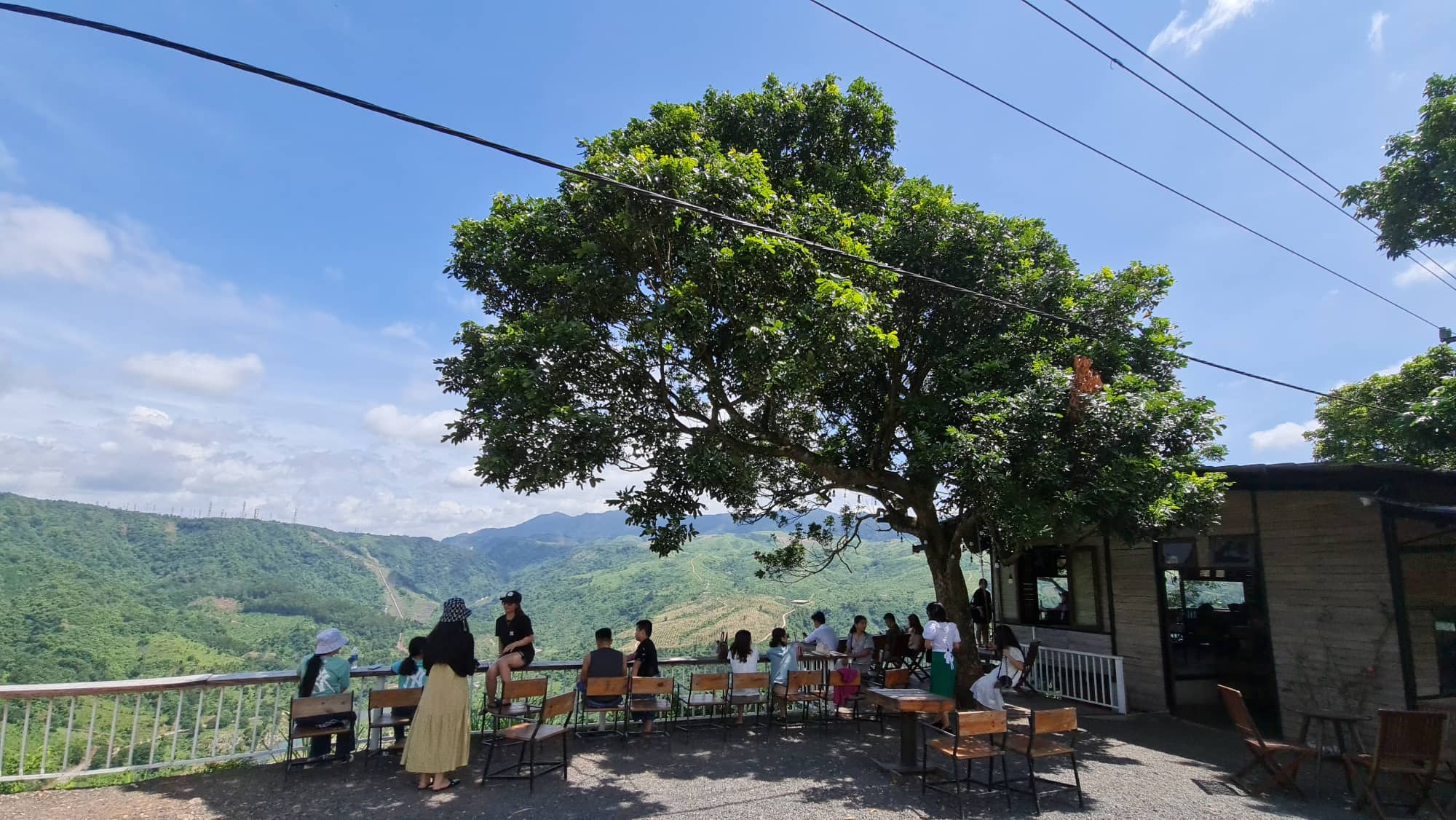 Visitors are seen at Homi Coffee in Huong Hoa District, Quang Tri Province. Photo: Tran Mai / Tuoi Tre