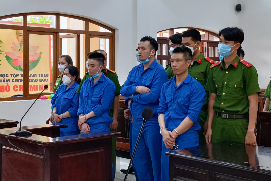 Vietnam court sentences four to death for transporting, trading 45kg of narcotics