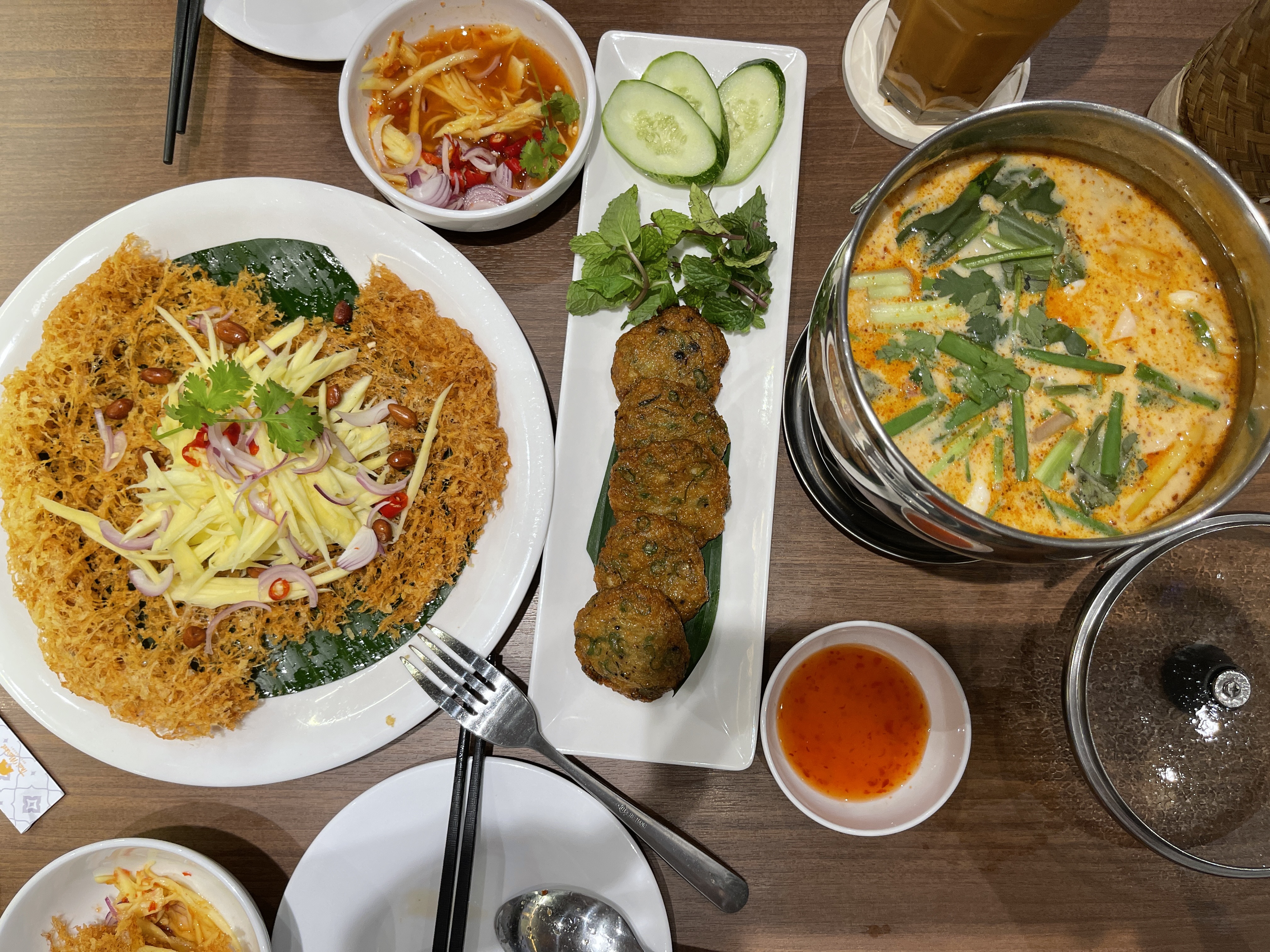 Food is served at a Thai restaurant in District 3, Ho Chi Minh City. Photo: Dong Nguyen / Tuoi Tre News