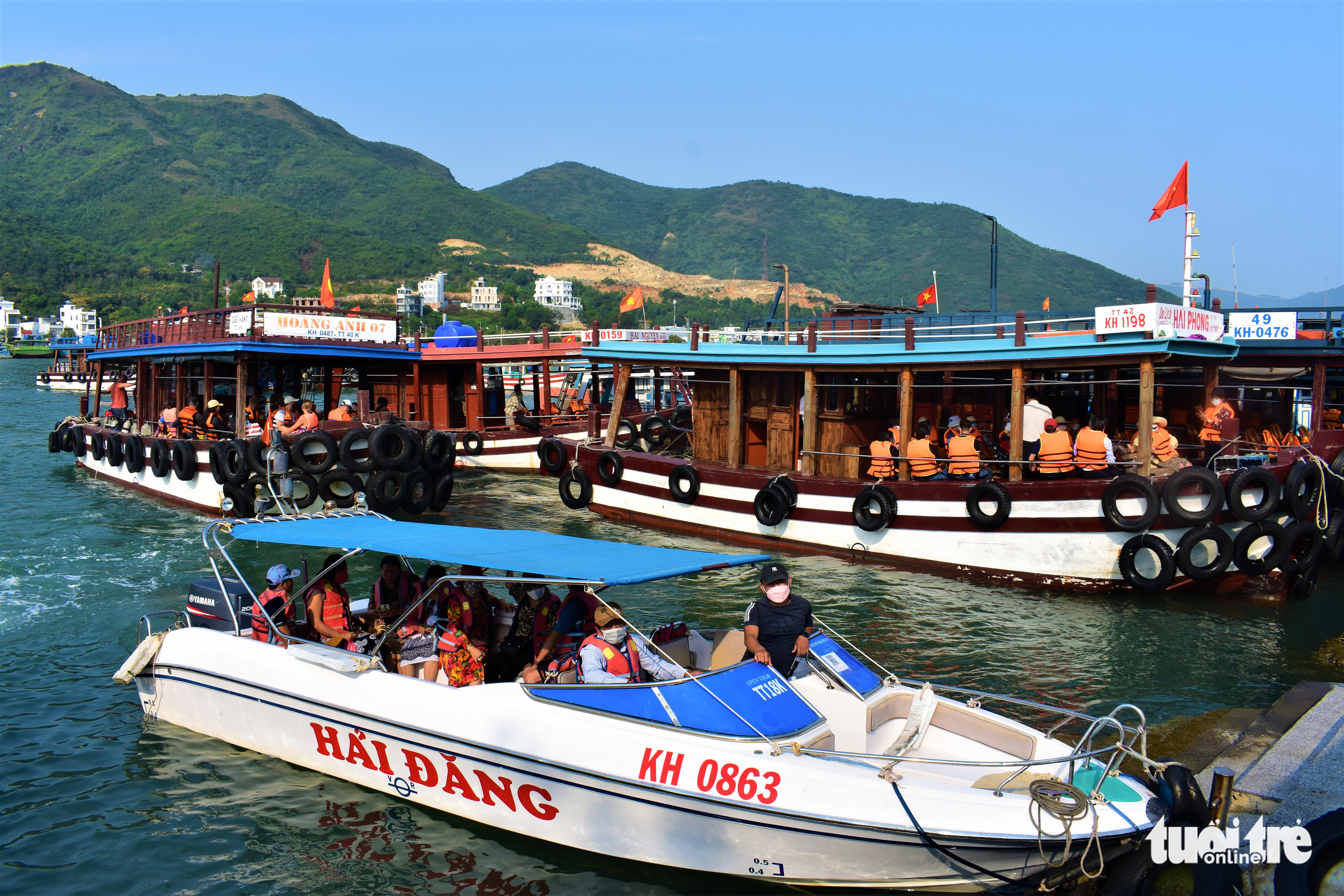 Tourist boats in Khanh Hoa Province, Vietnam. Photo: Minh Chien / Tuoi Tre