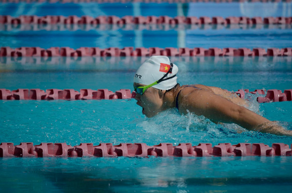 Vietnamese female swimmer breaks record at 2022 ASEAN Para Games