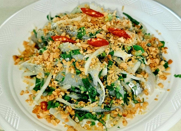 Grab a bite of this mouthwatering fish salad on Hon Son Island in Vietnam’s Mekong Delta