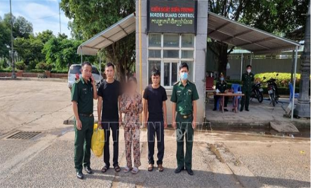 Vietnam border guards rescue young girl trafficked to Cambodia