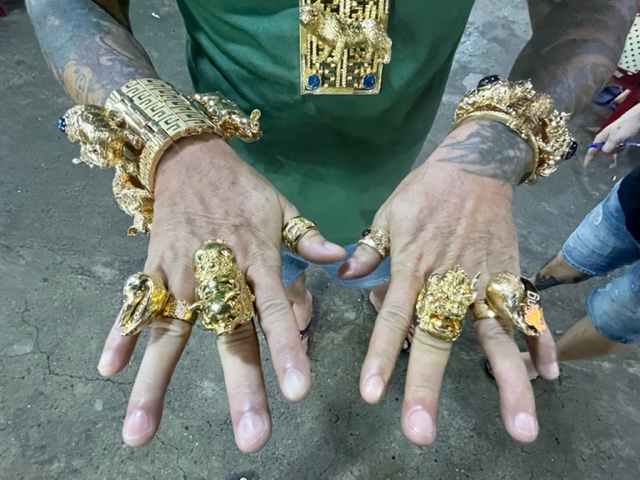 Saigon food journal: This man turns shellfish into gold