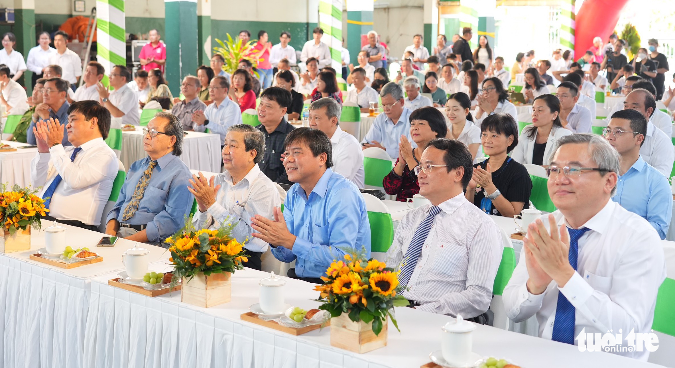 Delegates attend the groundbreaking of the Tuoi Tre Complex in Go Vap District, Ho Chi Minh City, August 30, 2022. Photo: Huu Hanh / Tuoi Tre