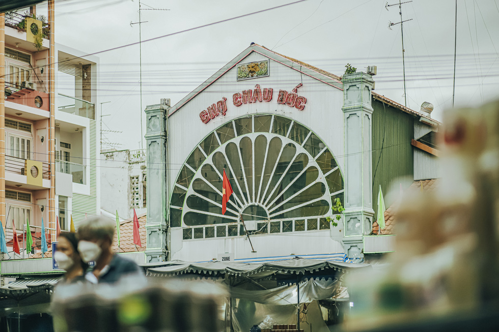 Chau Doc Market is the largest trading hub of fermented fish products and dried seafood in the Mekong Delta region. Photo: Ky Anh / Tuoi Tre