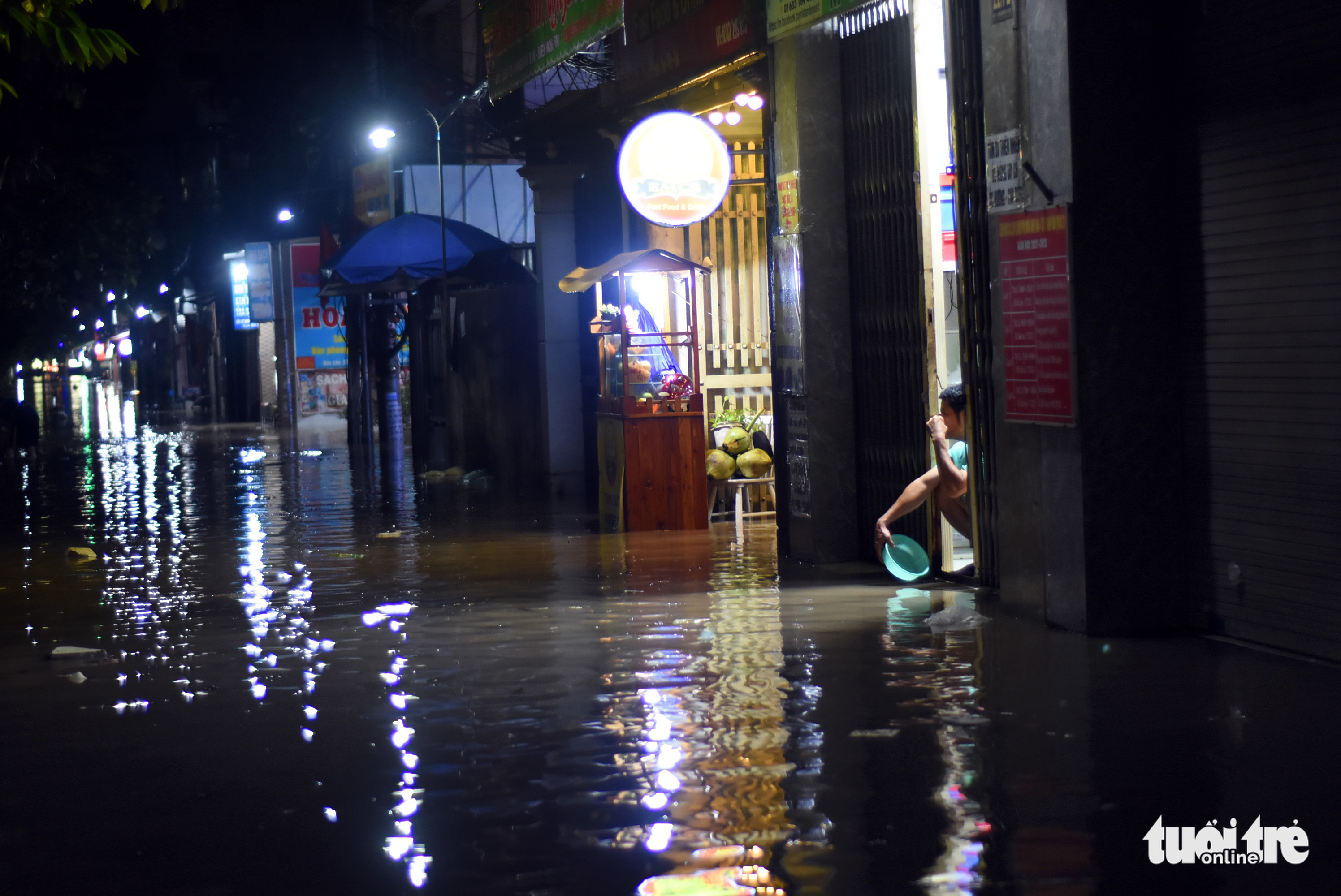 A flooded neighborhood in Dong Nai Province, Vietnam, September 6, 2022. Photo: A Loc / Tuoi Tre