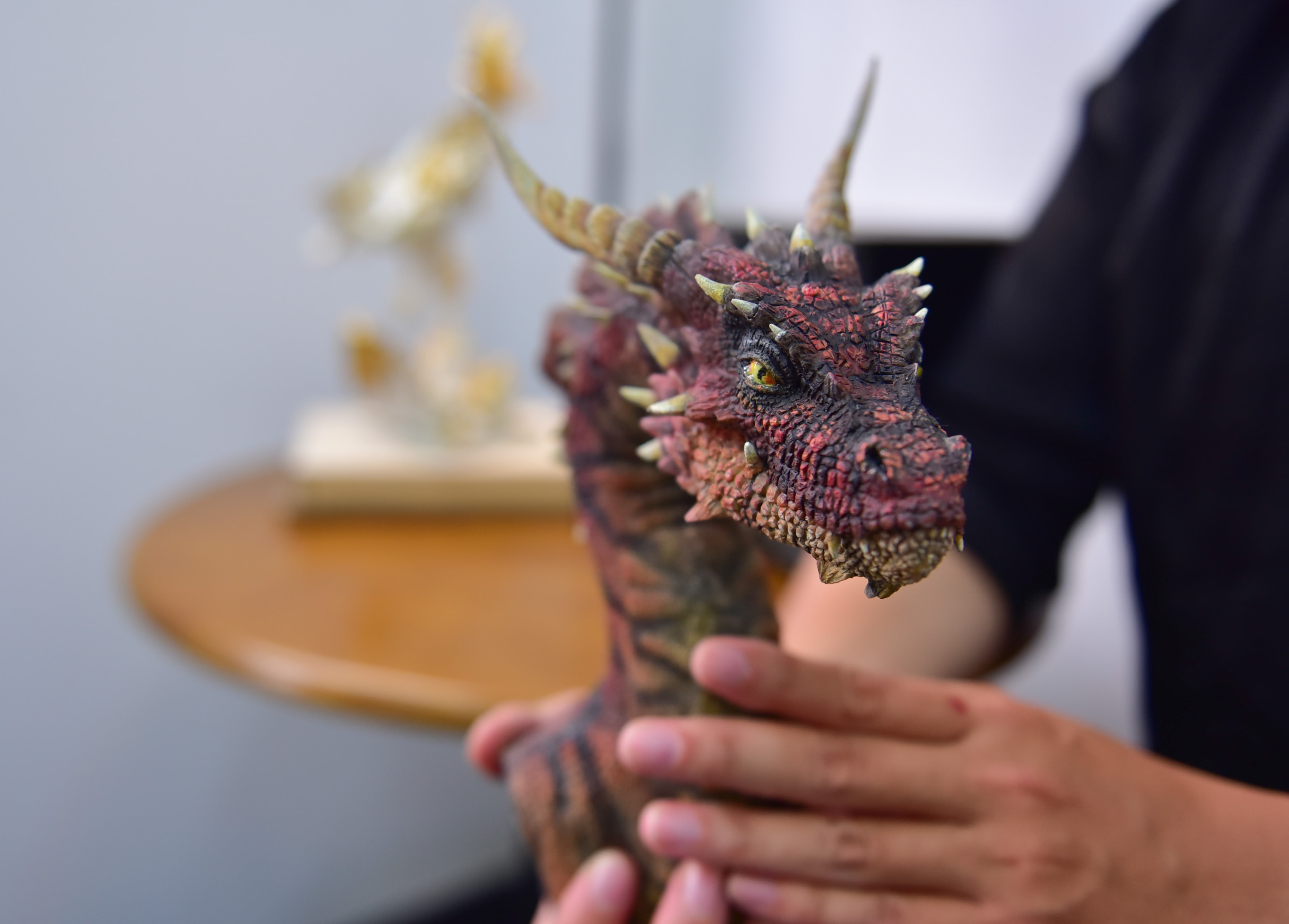 A European-style dragon created by Nguyen Hai Au. Photo: Ngoc Phuong / Tuoi Tre News