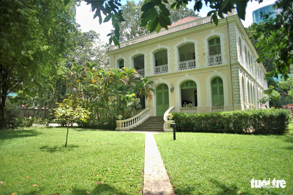 A green space inside the Consulate General of France in Ho Chi Minh City. Photo: Huynh Vy / Tuoi Tre