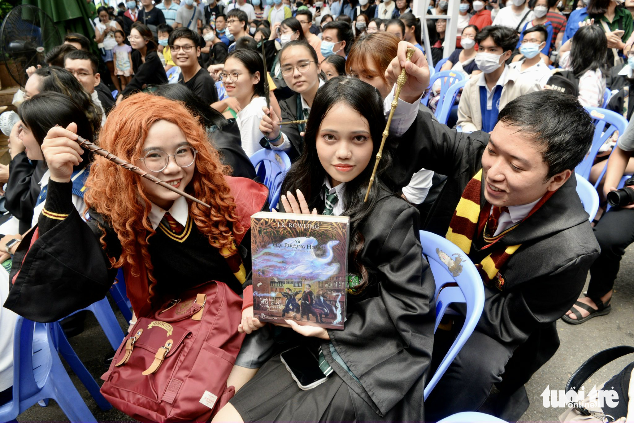 Ho Chi Minh City youth celebrate 25 years of Harry Potter in Vietnam