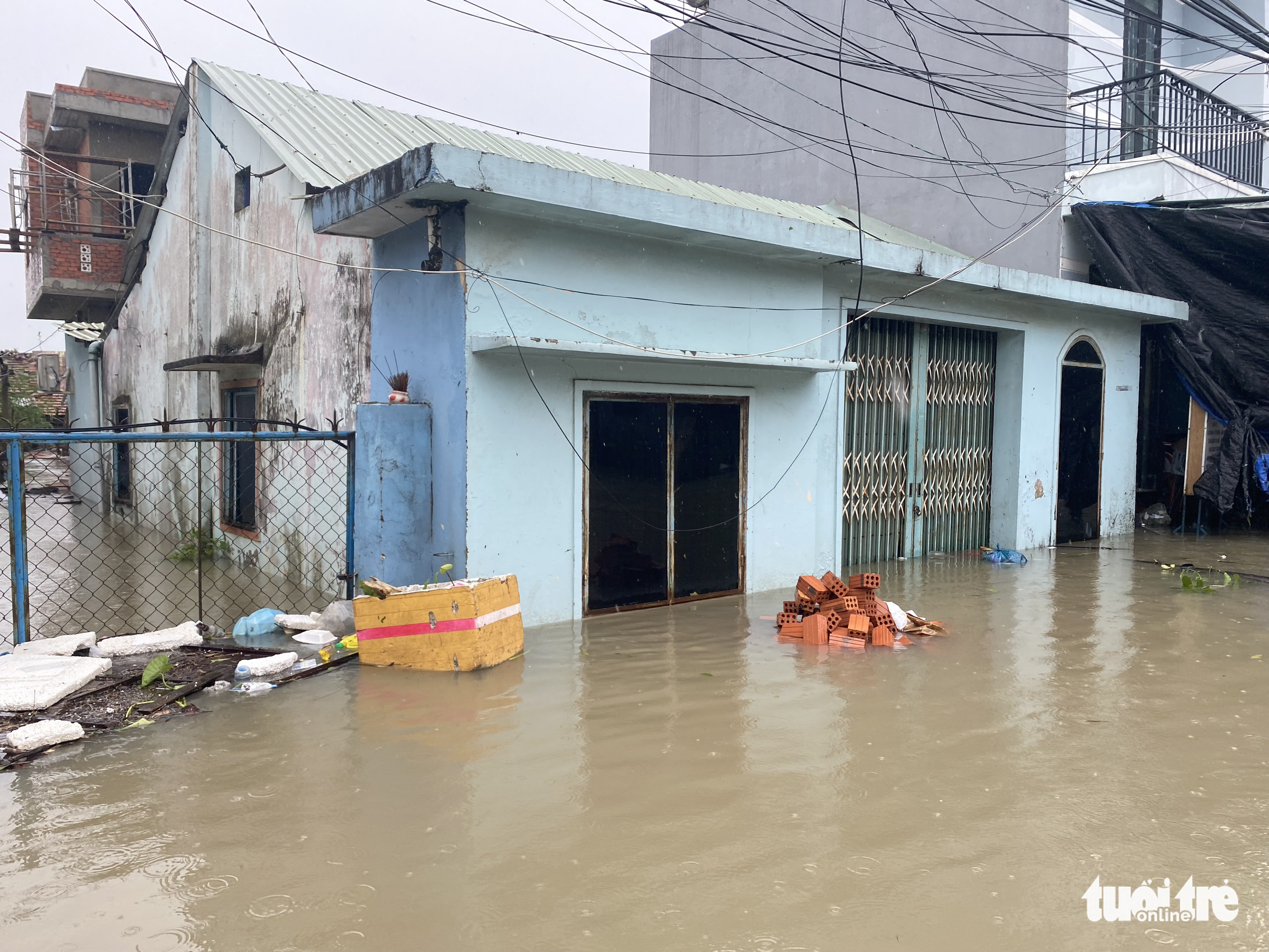 A neighborhood is flooded in Phu Ninh District, Quang Nam Province, Vietnam, September 28, 2022. Photo: Le Trung / Tuoi Tre