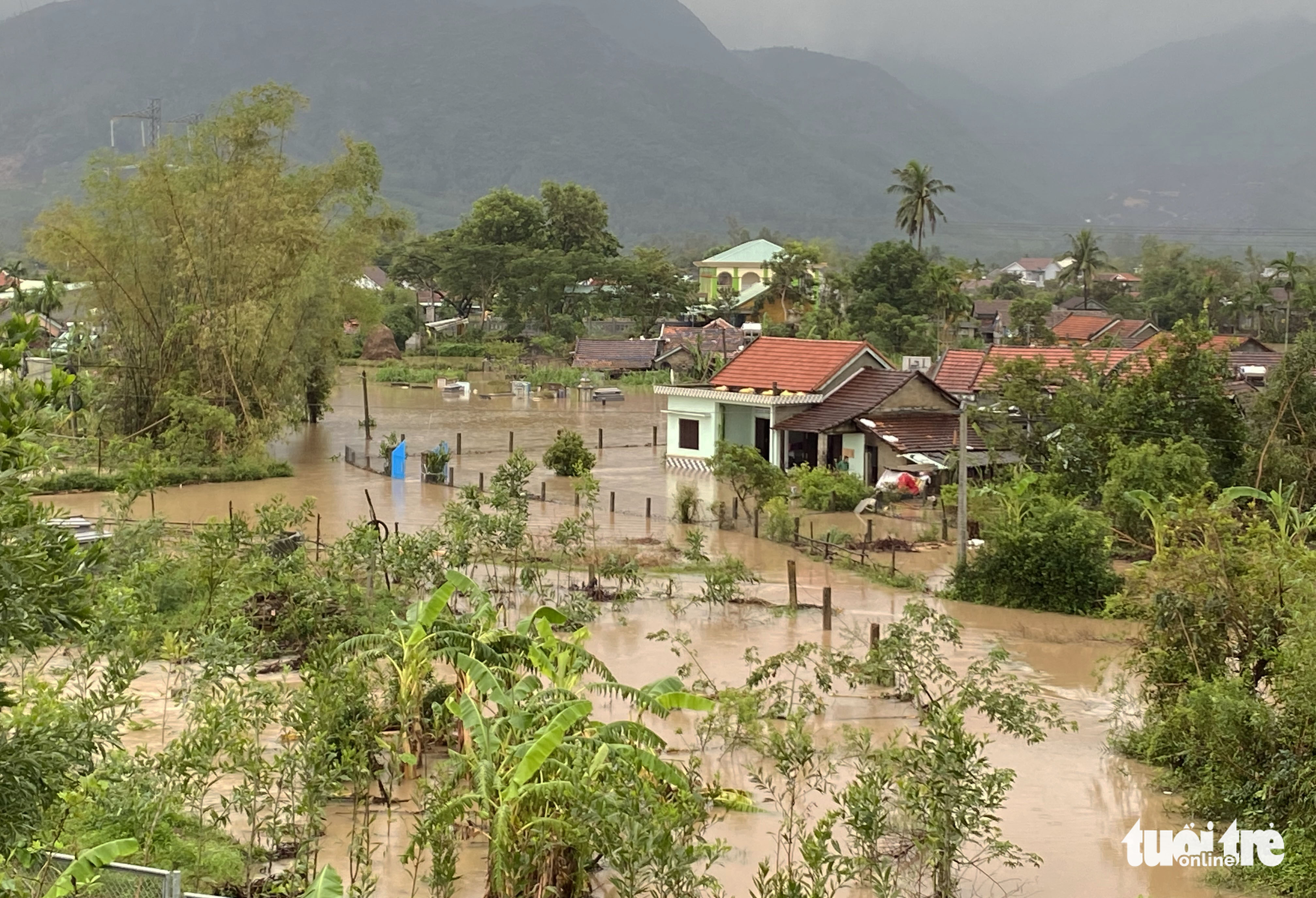 Rising water, torrential rains flood Vietnam’s Quang Nam