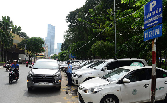 Man fined for attacking parking fee collector in downtown Ho Chi Minh City