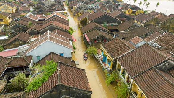 Nguyen Thai Hoc, a street in Hoi An Ancient Town is seen deeply flooded. Photo: Mai Thanh Chuong