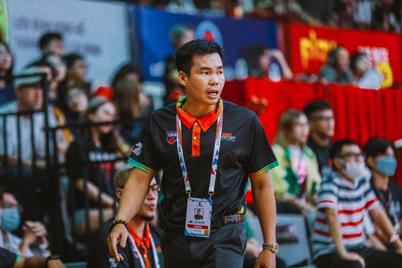 Coach Phan Thanh Canh. Photo: VBA