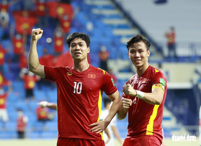 Vietnam looking for talented foreign coach for men's football team  following Park's departure | Tuoi Tre News