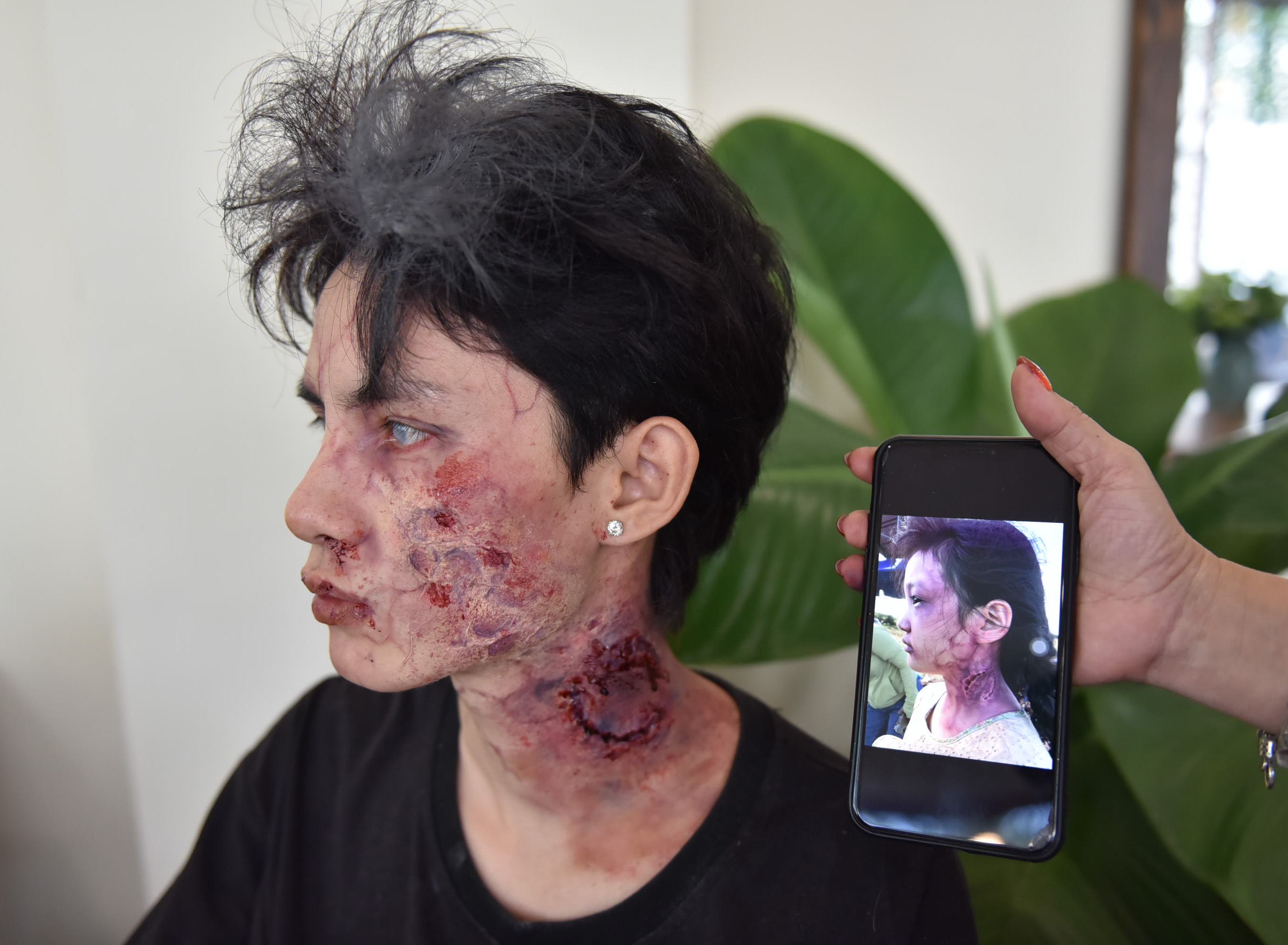 A finished zombie transformed by Hang in about 45 minutes. Photo: Ngoc Phuong / Tuoi Tre News