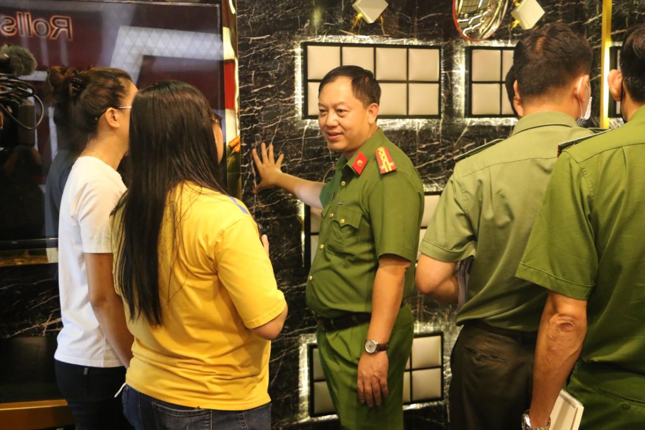 Ho Chi Minh City police suspend 2 karaoke parlors over fire safety violations