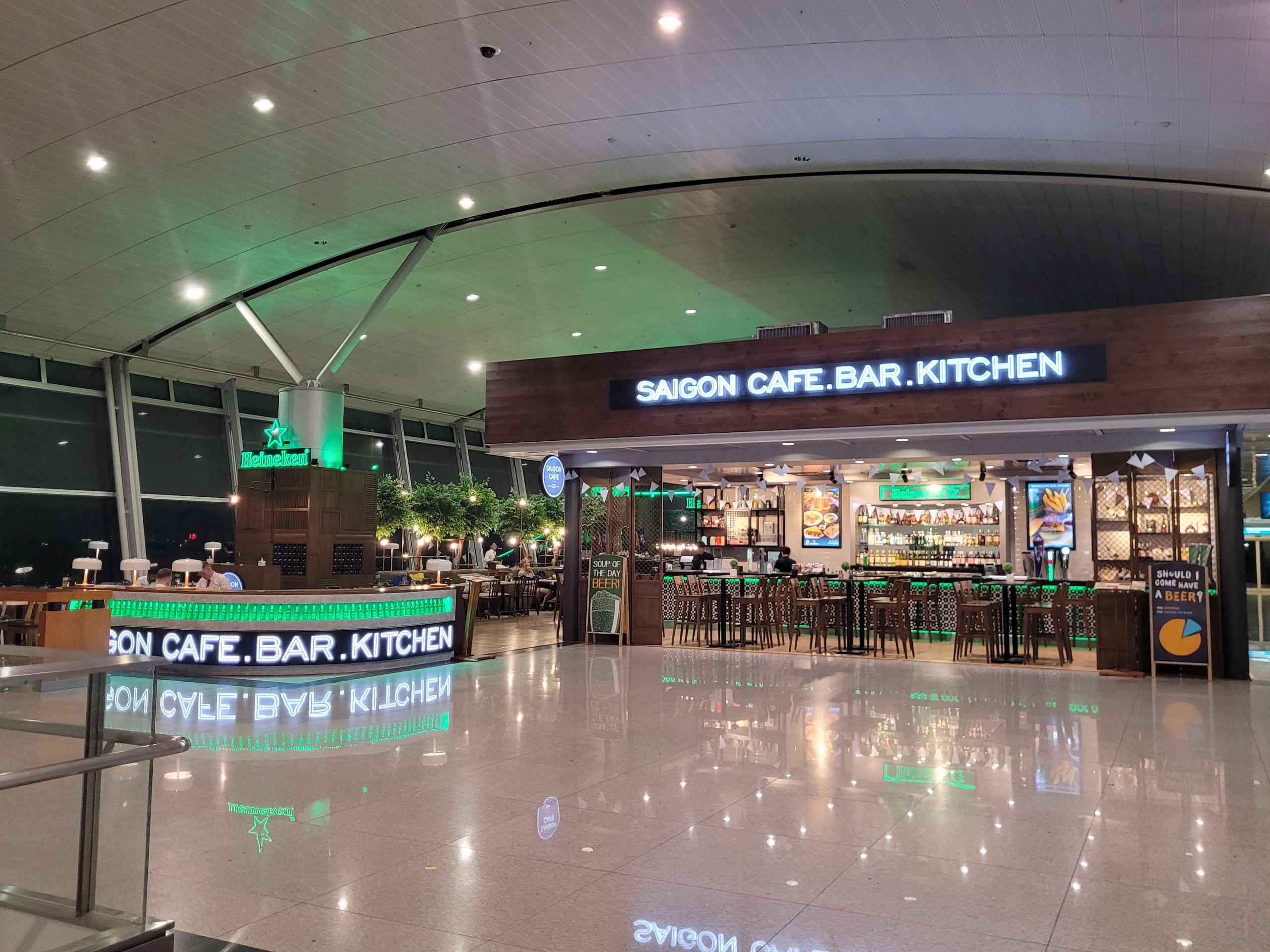 Things you need to know for a great airport experience before leaving Ho Chi Minh City