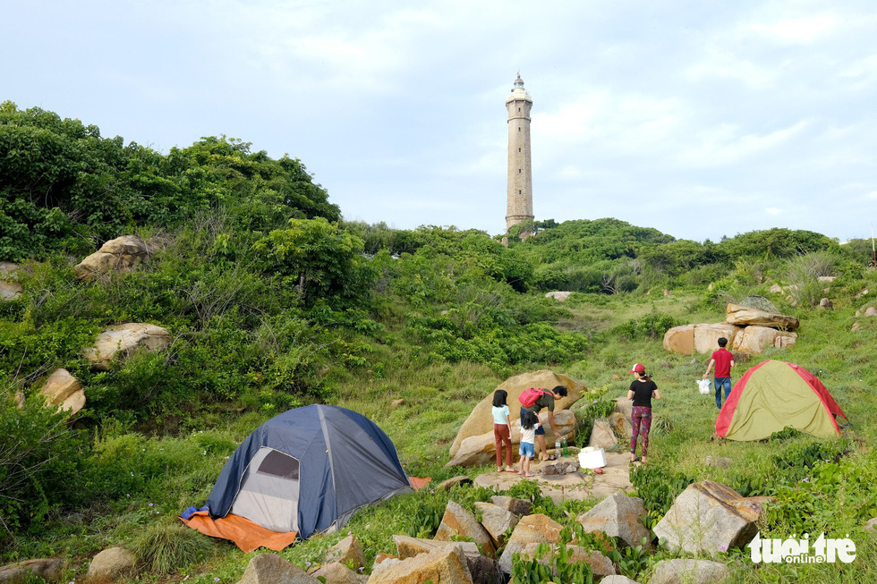 Tourists camp while visiting Ke Ga lighthouse in Ham Thuan Nam District, Binh Thuan Province, Vietnam. Photo: Nam Tran / Tuoi Tre