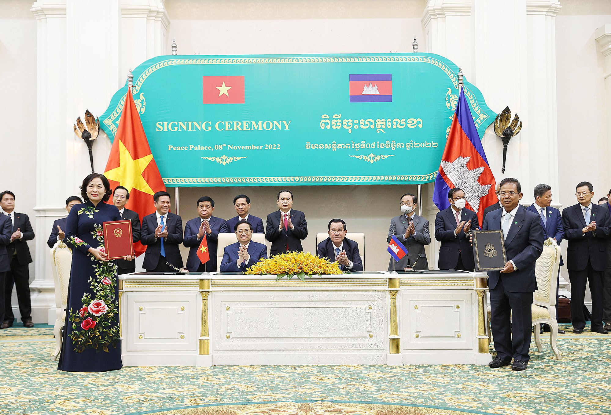 Vietnam, Cambodia agree to strengthen economic linkage