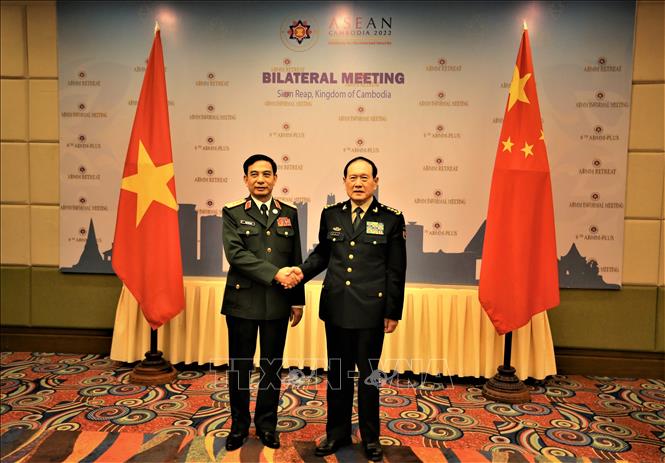 Vietnamese defense minister meets Cambodian, Chinese counterparts in Cambodia