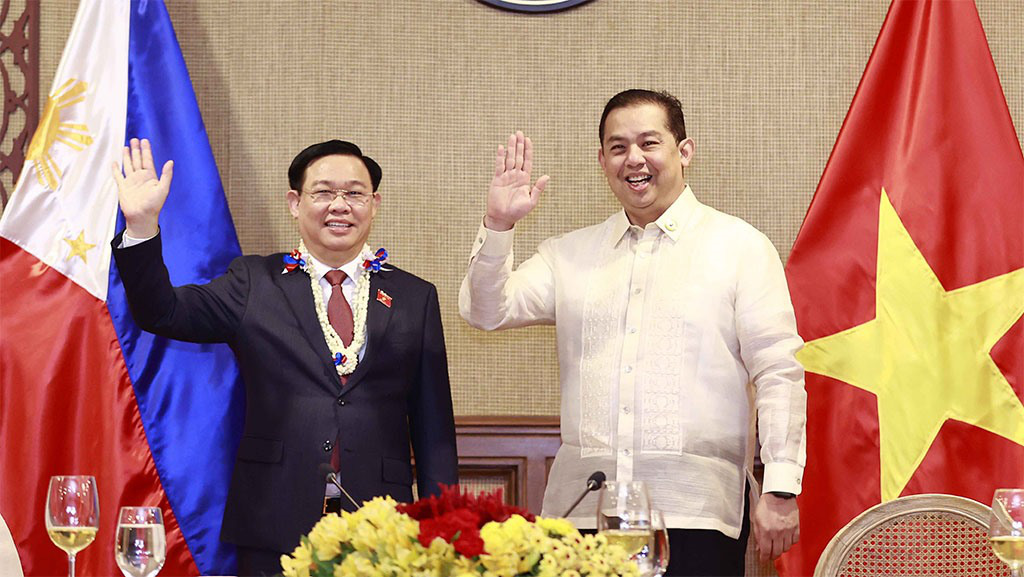 Vietnam's top legislator join talks with Speaker of the Philippine House of Representatives