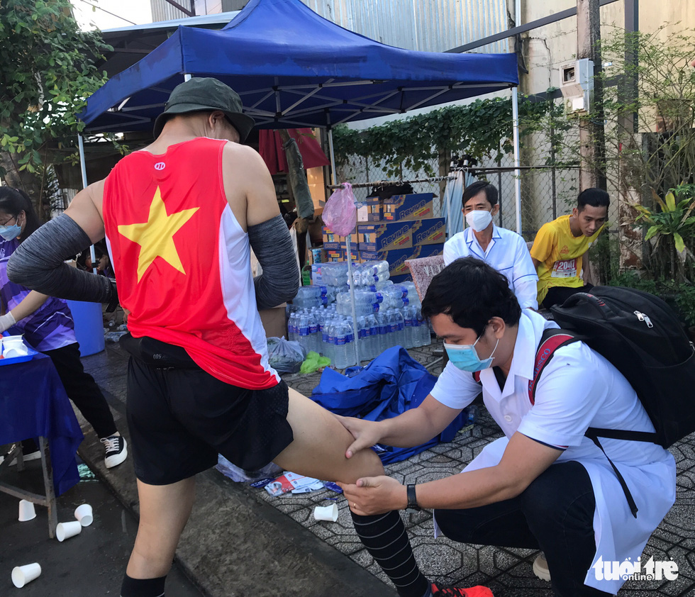 Medical workers are available to support runners in need.
