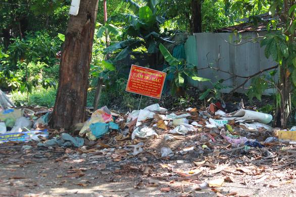 Ho Chi Minh City's ward to set up task force against uncontrolled waste disposal