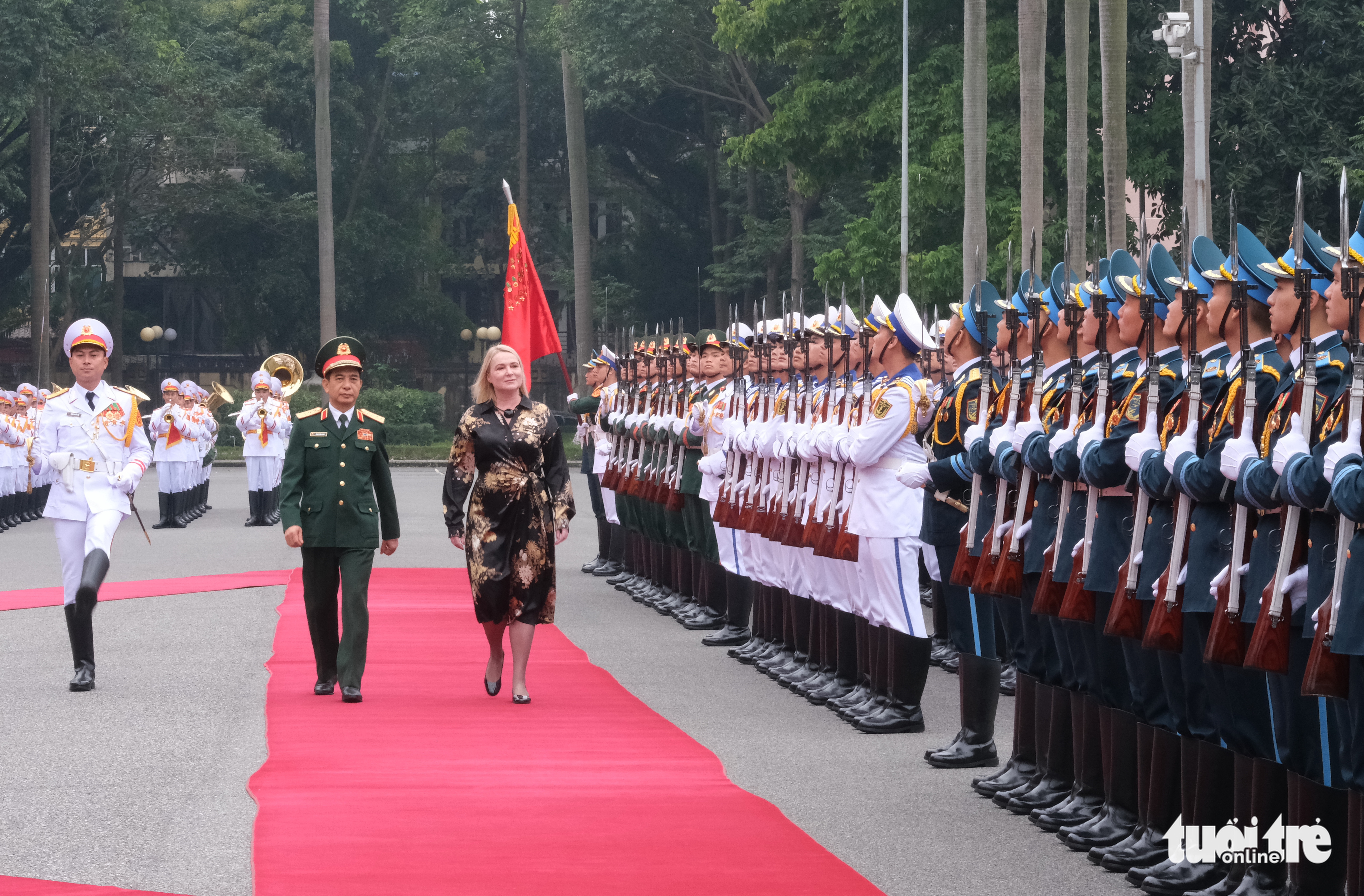 Vietnamese, Czech defense ministers join talks in Hanoi