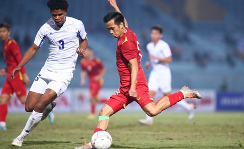 Vietnam win friendly against Philippines in stoppage time