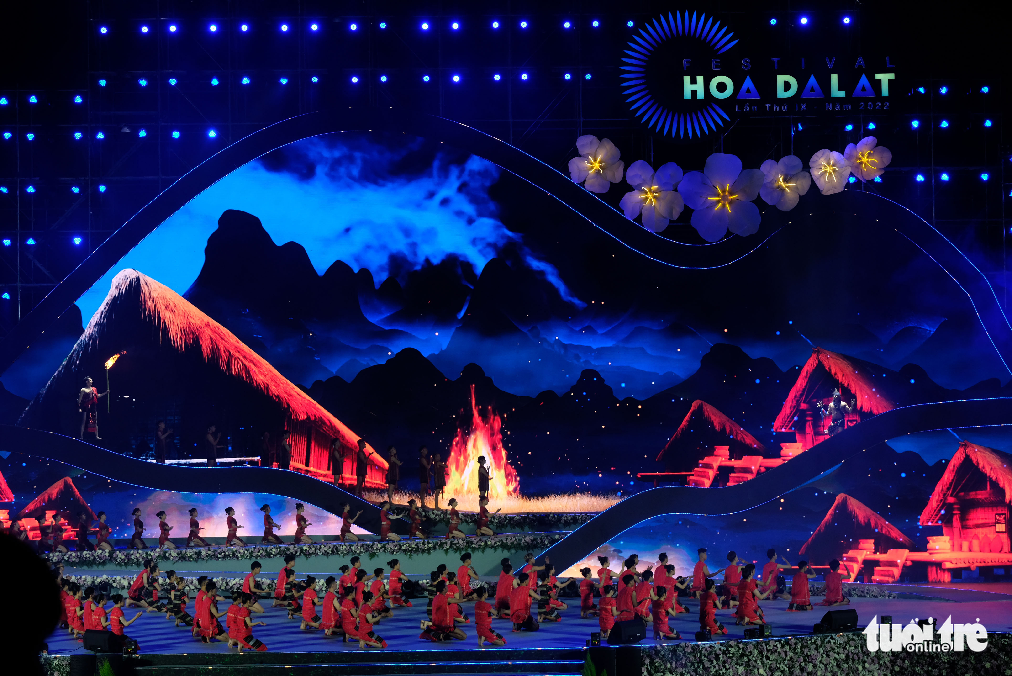 Artists perform at the opening ceremony of the Da Lat Flower Festival 2022 in Da Lat City, Lam Dong Province, Vietnam, December 18, 2022. Photo: M.V. / Tuoi Tre