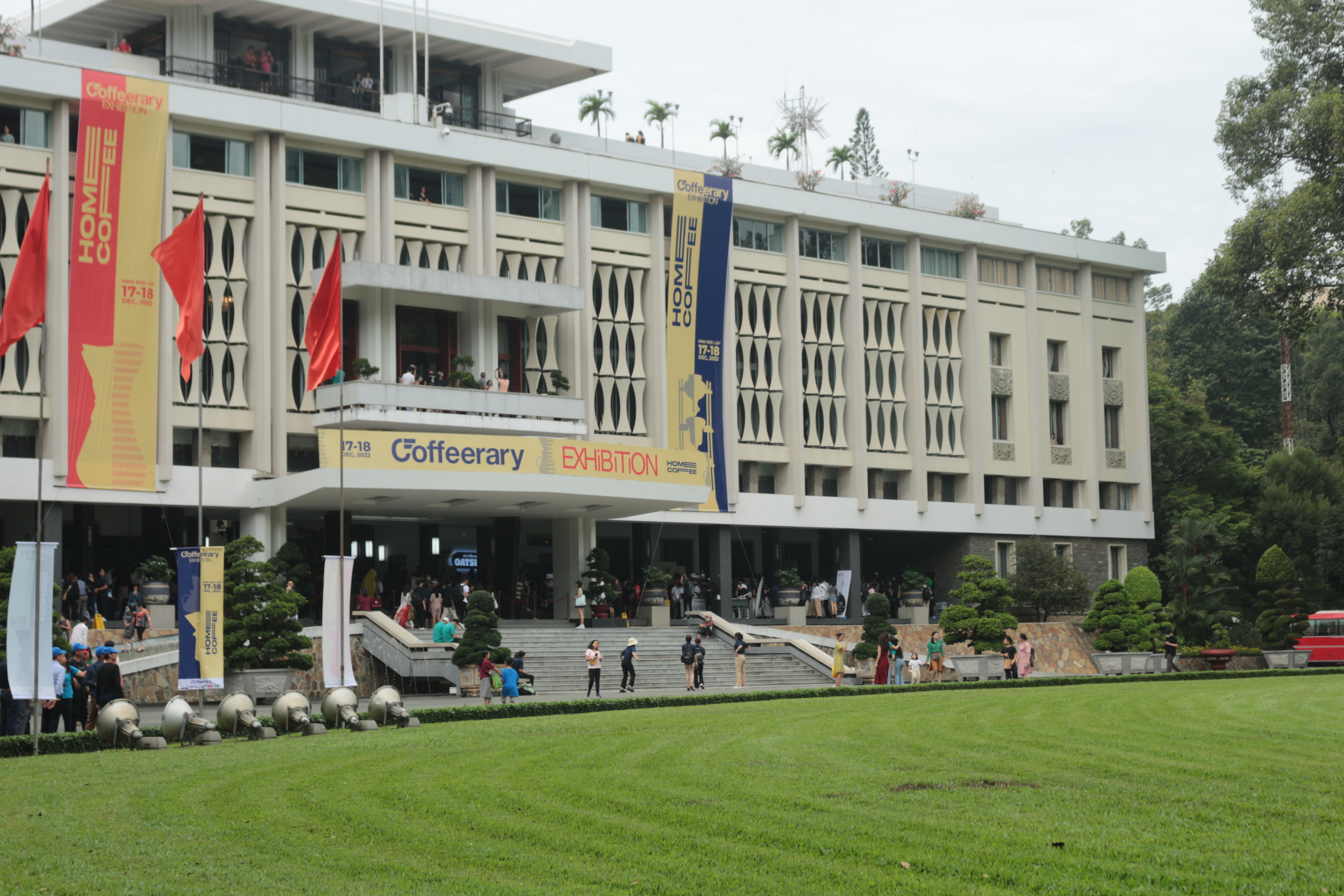 The Coffeerary Exhibition takes place at the Reunification Palace in District 1, Ho Chi Minh City on December 17 and 18, 2022. Photo: Ray Kuschert / Tuoi Tre News