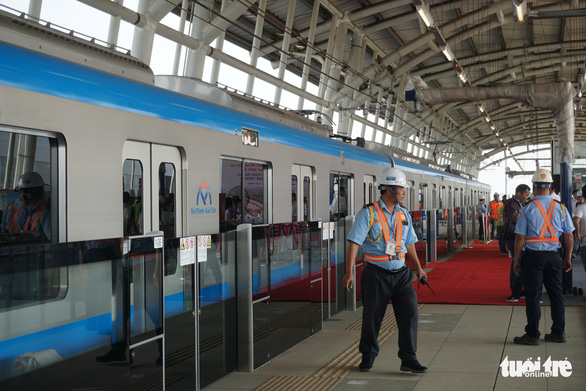 A metro train, consisting of three cars, is about to depart for a trial run in Ho Chi Minh City on December 21, 2022.