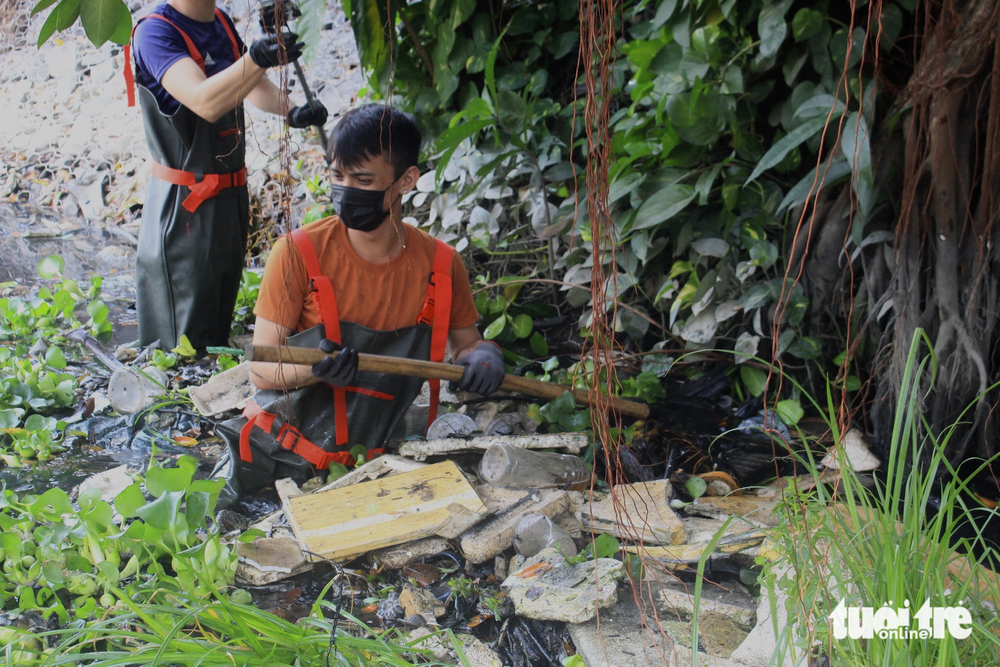 ‘Do not hesitate over filthiness and difficulties’ is the group’s spirit, said Ngo Nhat Duy, a 23-year-old resident in Phu Yen Province, central Vietnam, and a member of the Sai Gon Xanh squad.
