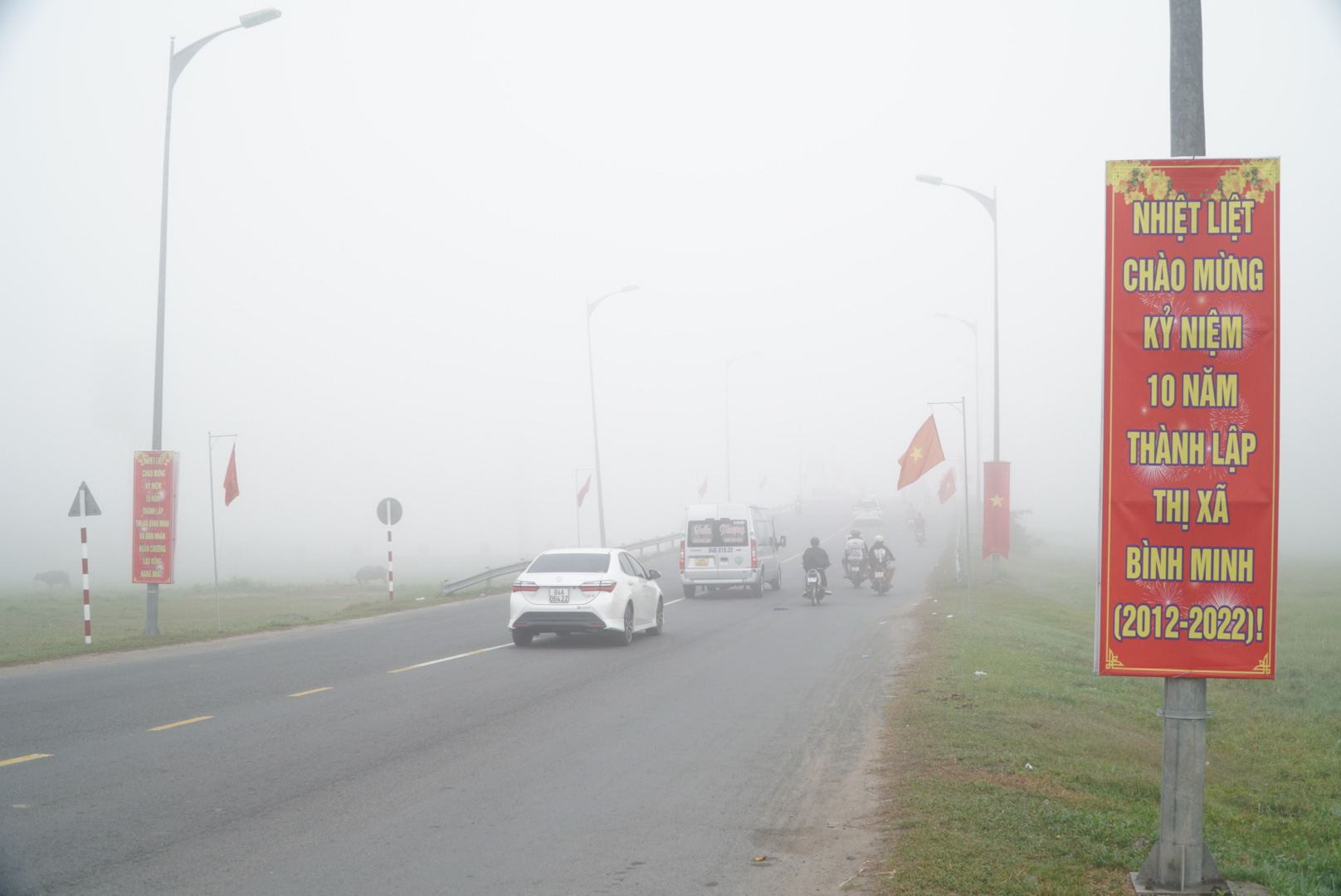 Fog covers Binh Minh Town in Vinh Long Province, Vietnam, January 16, 2022. Photo: Chi Hanh / Tuoi Tre