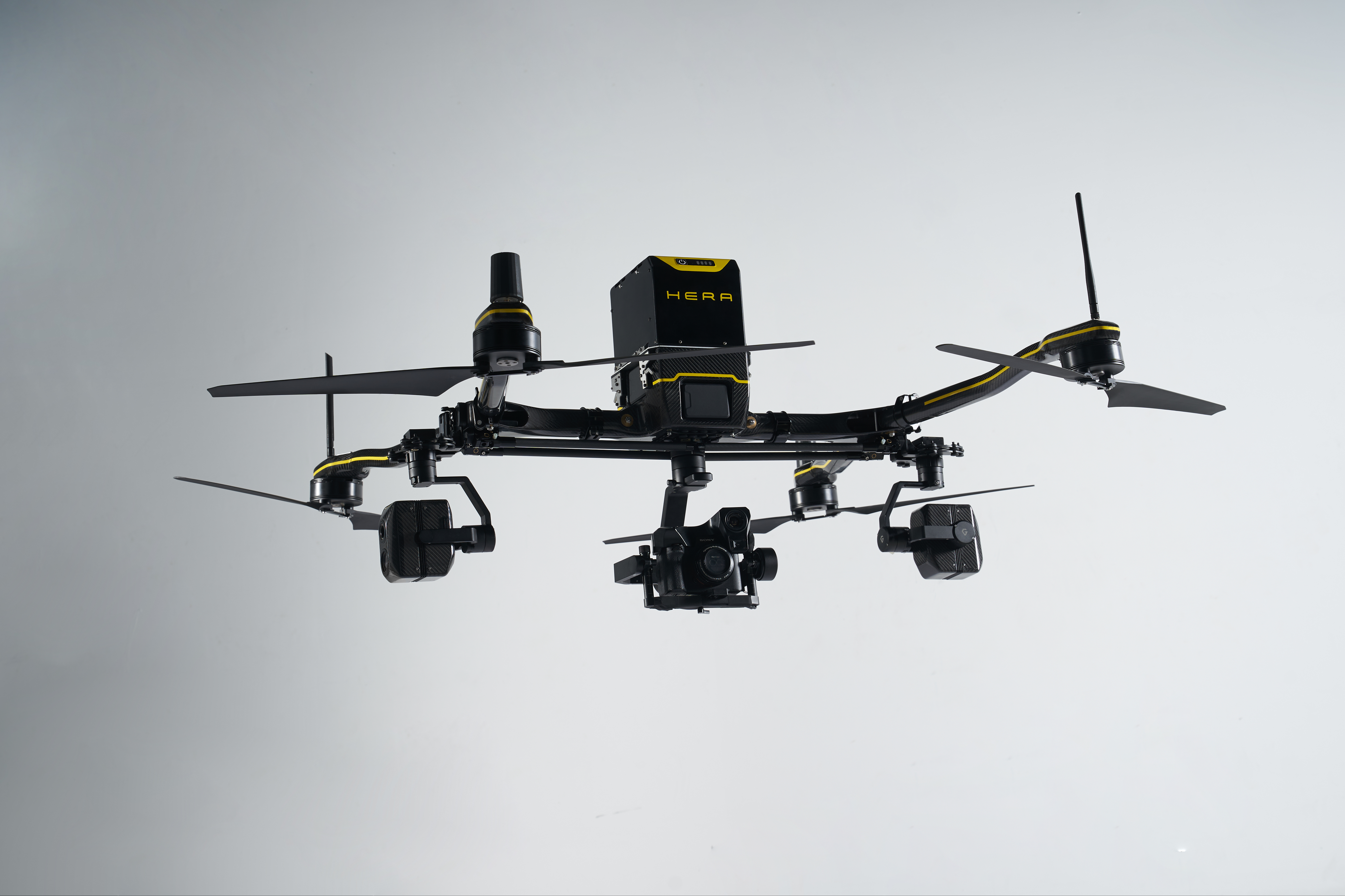 The Hera unmanned aerial vehicle is a multi-purpose drone. Photo: CT / Tuoi Tre