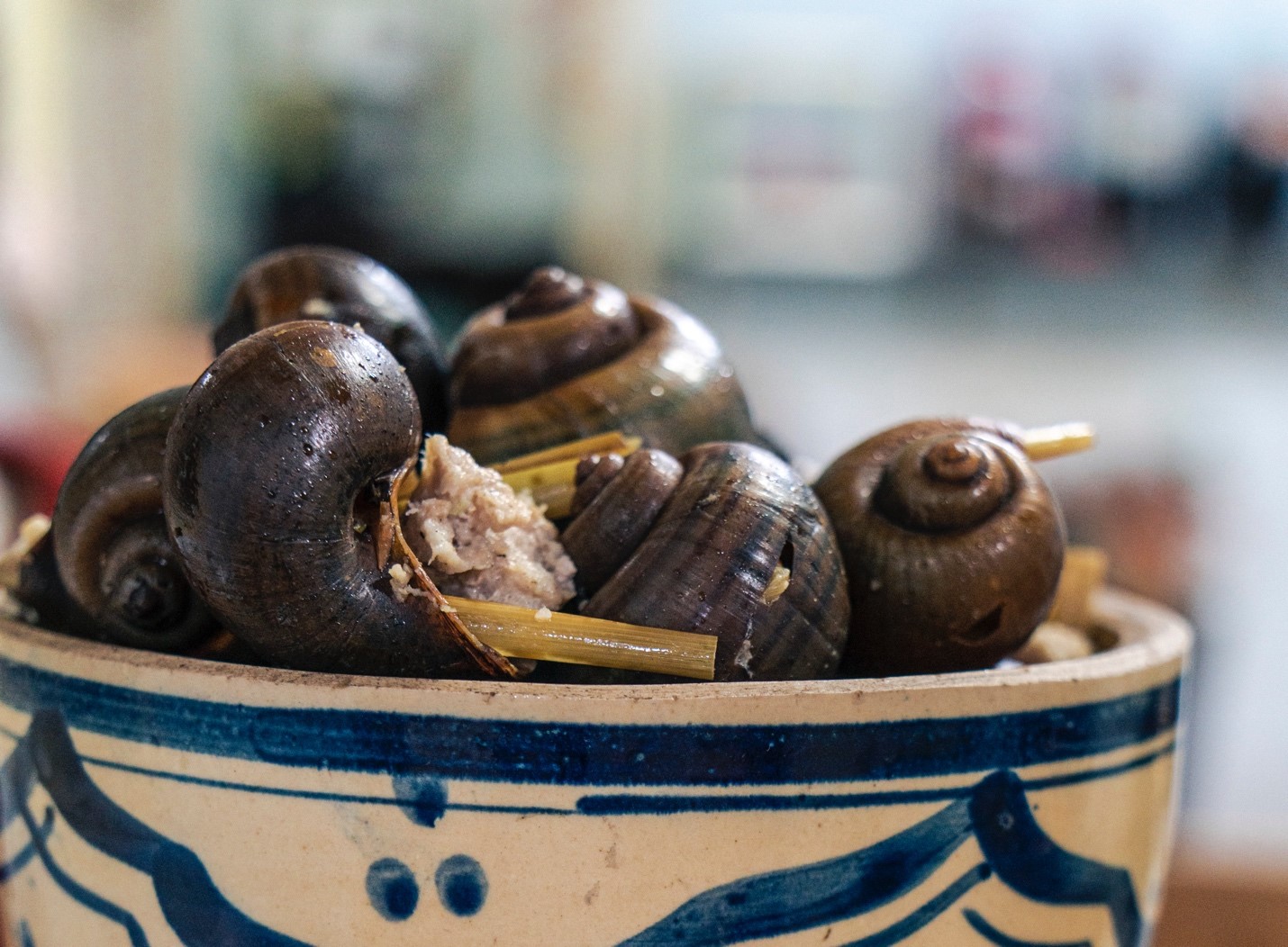 A bowl of snails stuffed with pork. Photo: Nguyen Trung Au / Tuoi Tre News