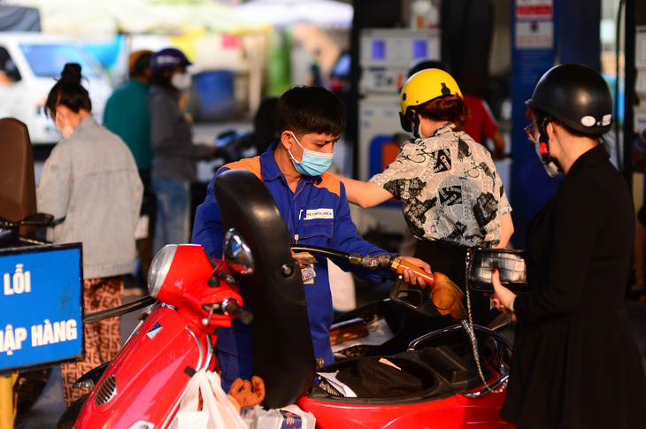 Vietnam’s finance ministry suggests increasing maximum environment tax levels on fuels