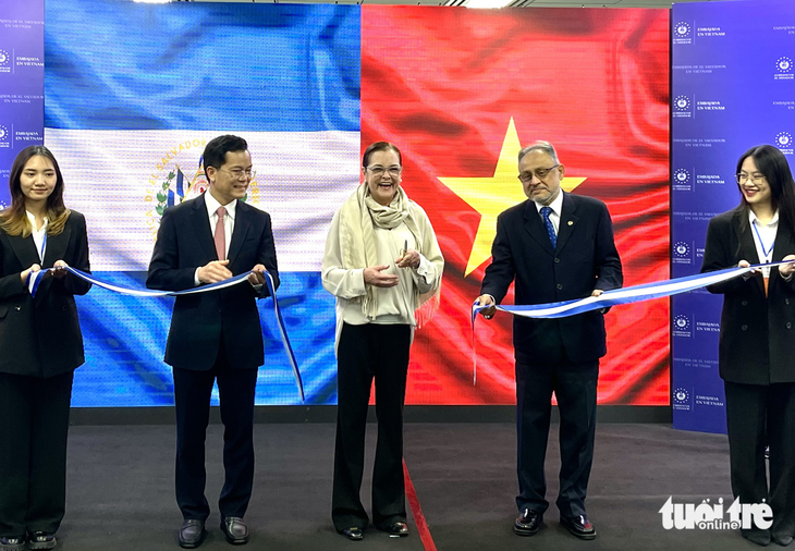 El Salvador Opens Embassy In Vietnam | Tuoi Tre News