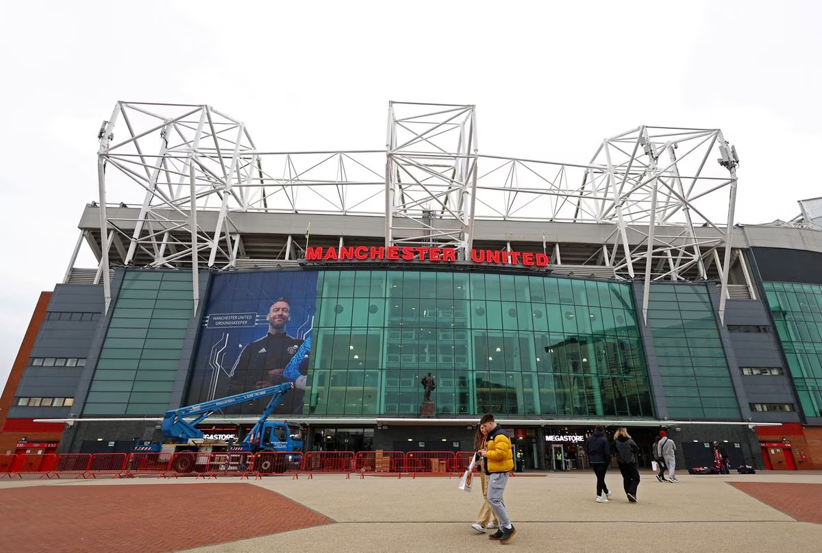 Race for Man United gathers steam with INEOS, Elliott interest