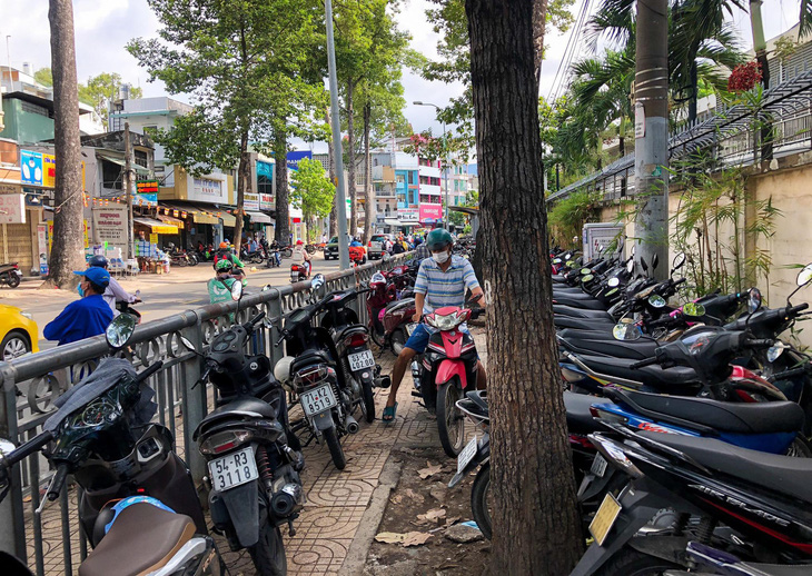 Ho Chi Minh City to install cameras to detect illegal occupation of roadways, sidewalks