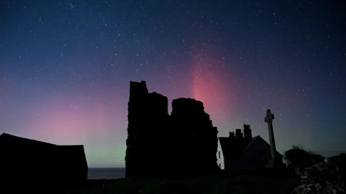 Tiny Welsh island wins world stargazing fame