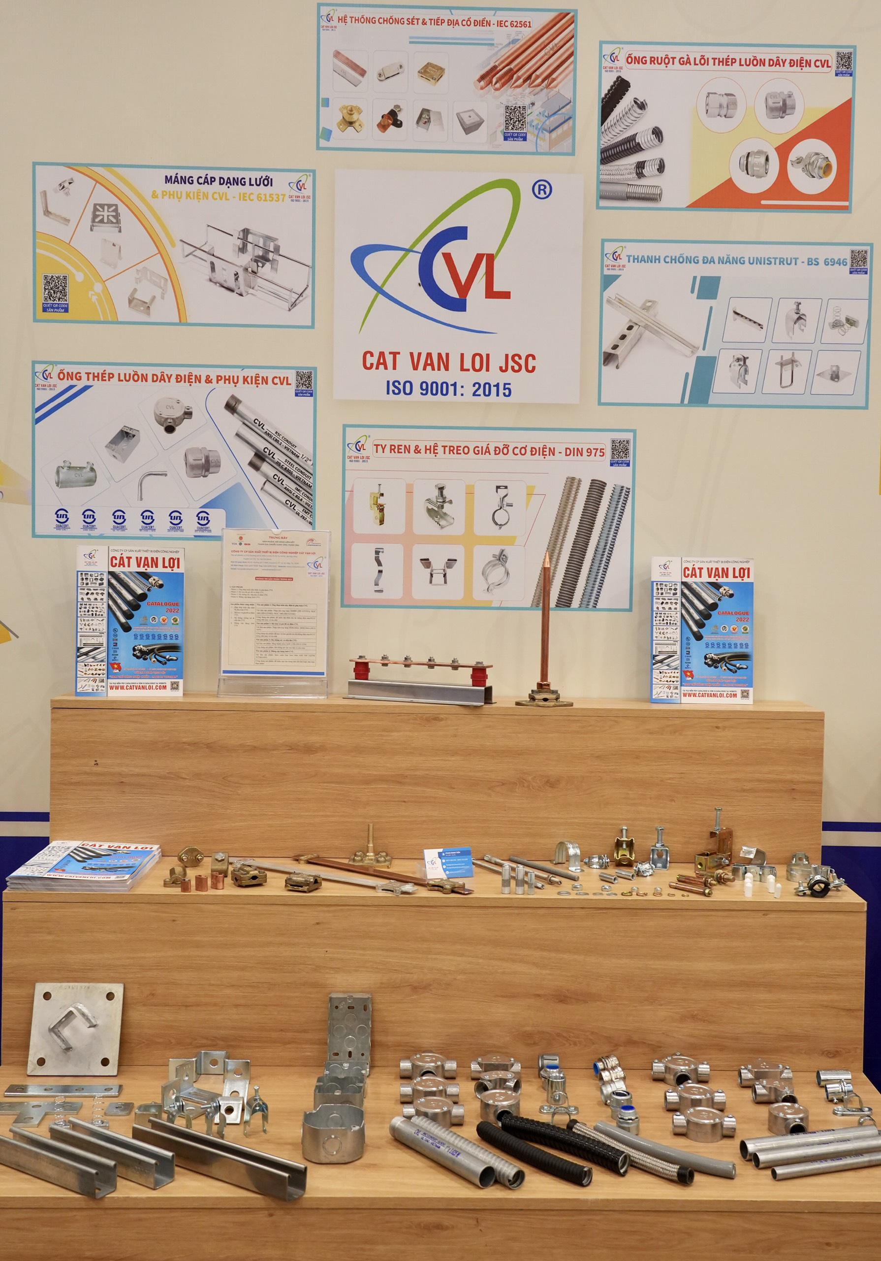 Cat Van Loi’s components are on display at a seminar in Ho Chi Minh City, February 28, 2023. Photo: Huu Hanh / Tuoi Tre