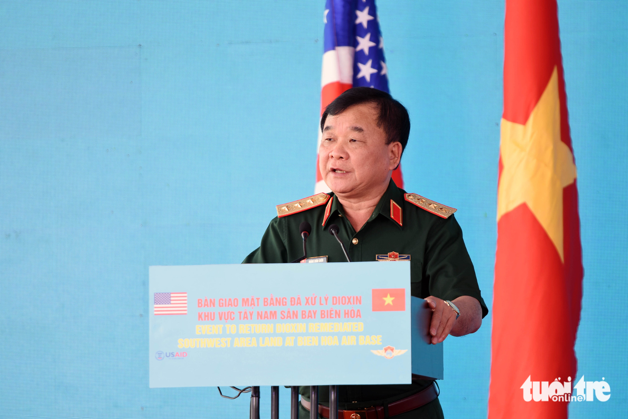Deputy Minister of National Defense Hoang Xuan Chien speaks at the ceremony in Bien Hoa City, Dong Nai Province, Vietnam, March 7, 2023. Photo: A Loc / Tuoi Tre