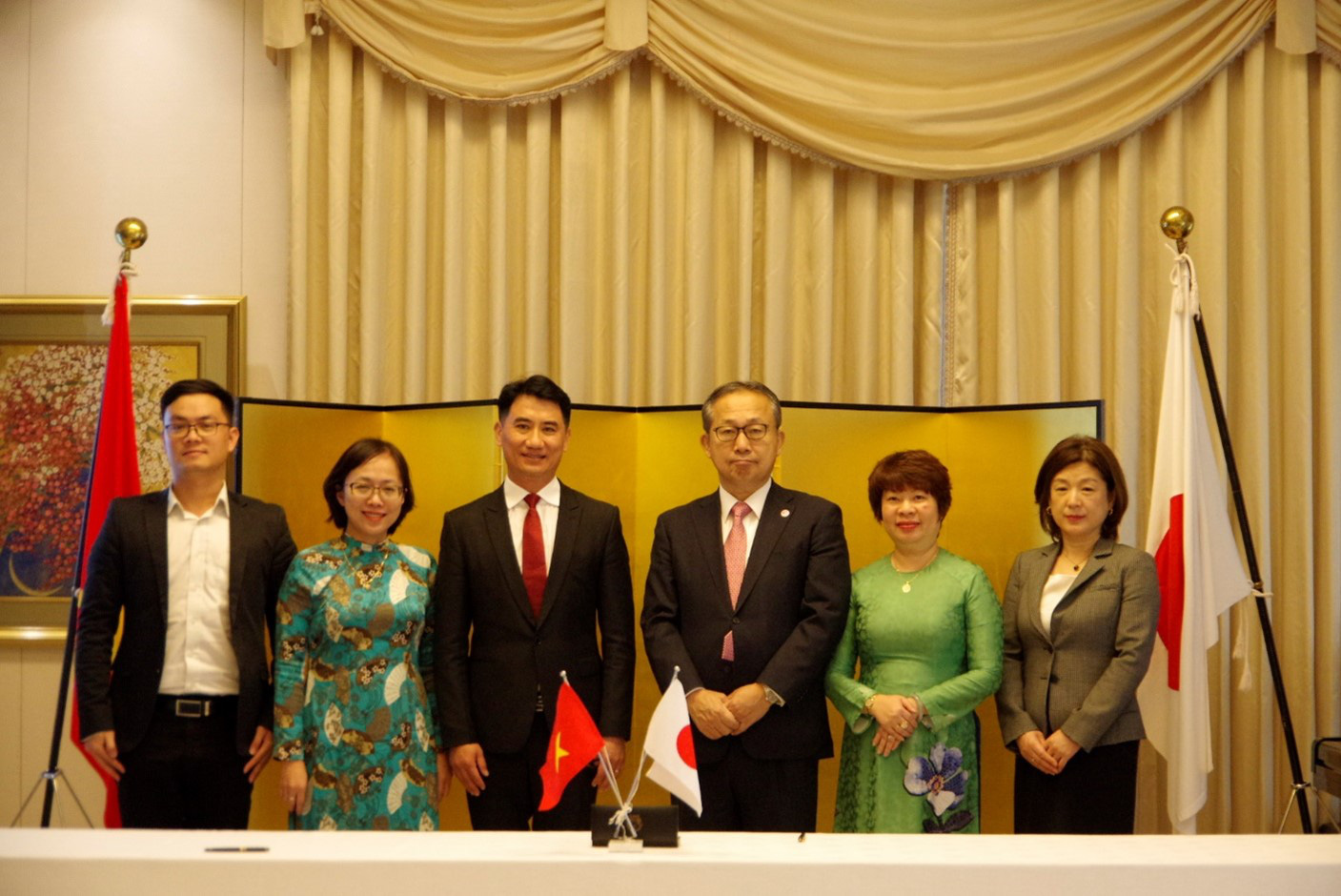 Japan grants $1.38mn for 9 projects in Vietnam